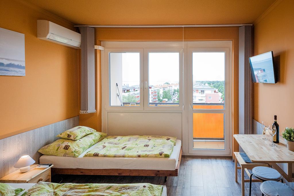 Milan Apartmanok シオーフォク エクステリア 写真