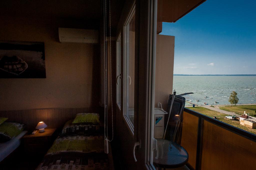 Milan Apartmanok シオーフォク エクステリア 写真