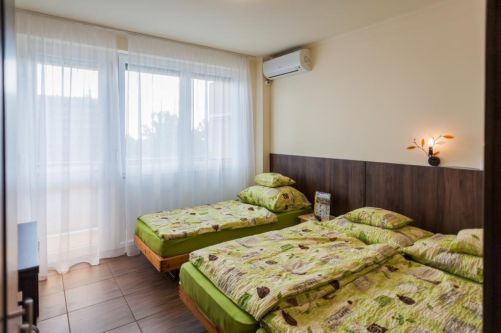 Milan Apartmanok シオーフォク エクステリア 写真